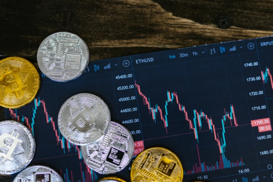Sàn giao dịch Crypto là gì? Hướng dẫn từ A-Z cho người mới Hiểu một cách đơn giản, sàn giao dịch crypto là nơi người dùng mua, bán và trao đổi tiền điện tử
